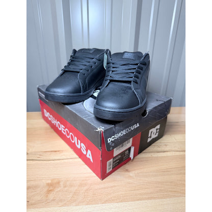DC Shoes Gaveler Low Top Men’s Triple Black Skate Shoes Size 11.5 New!