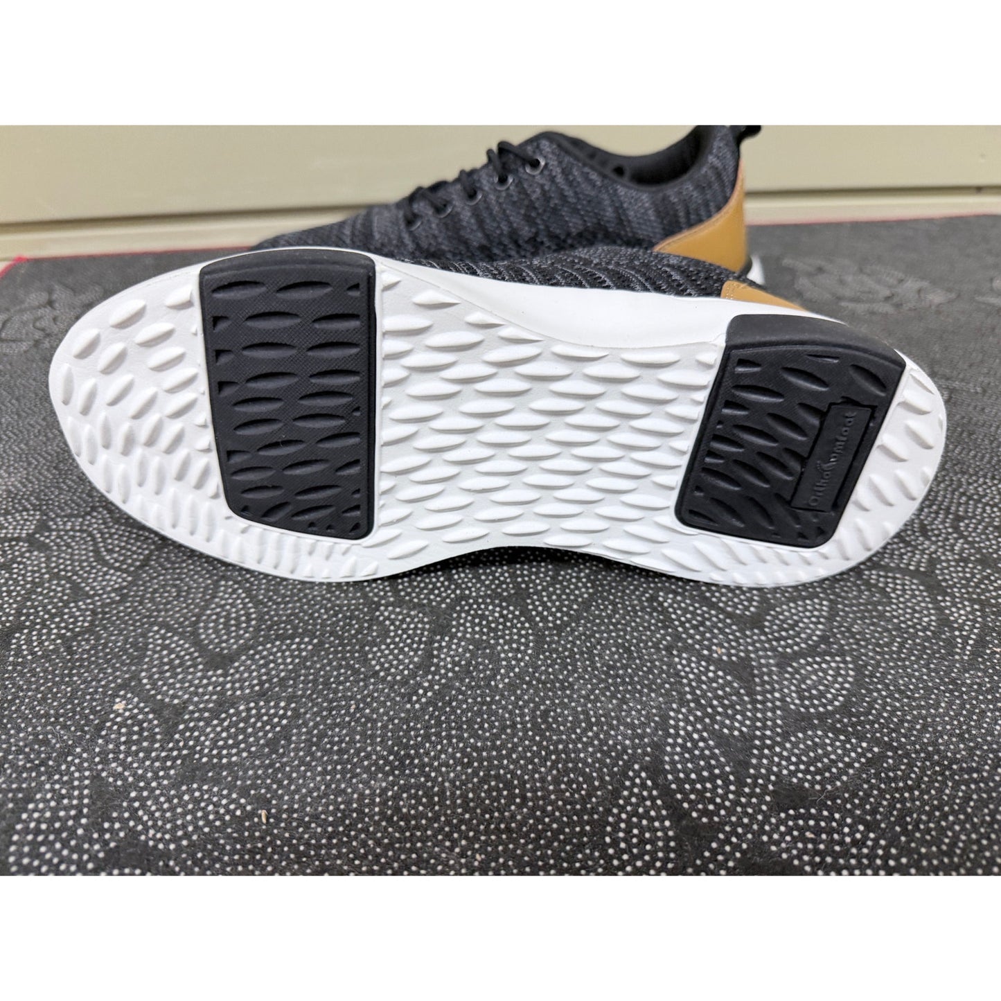 OrthoComfoot Women’s Arch Support Black Sneakers Size EU 40 or US 9