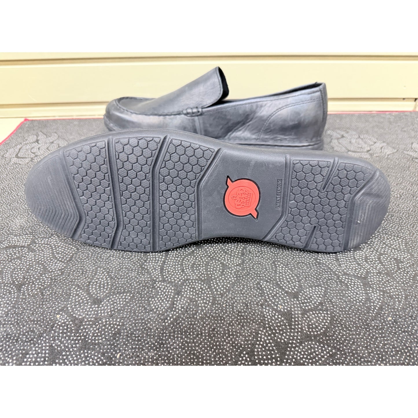 Born Thaton Men’s Black Leather Loafer Size 13