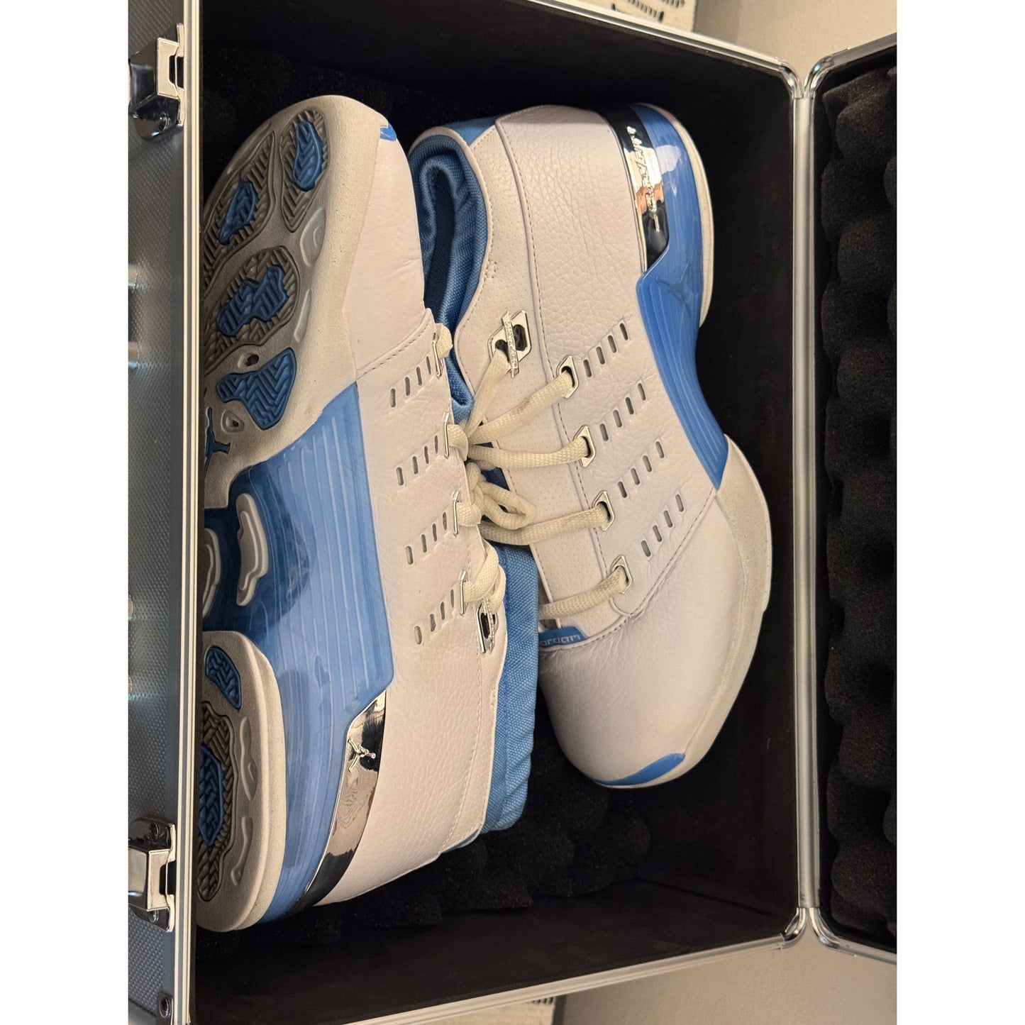 Jordan 17 Retro Low SP UNC University Blue Men’s Size 9.5