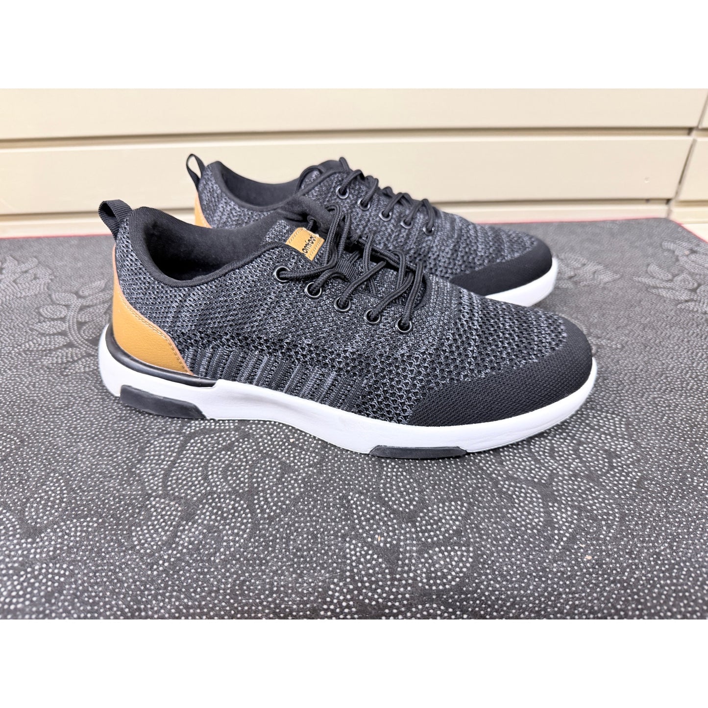 OrthoComfoot Women’s Arch Support Black Sneakers Size EU 40 or US 9