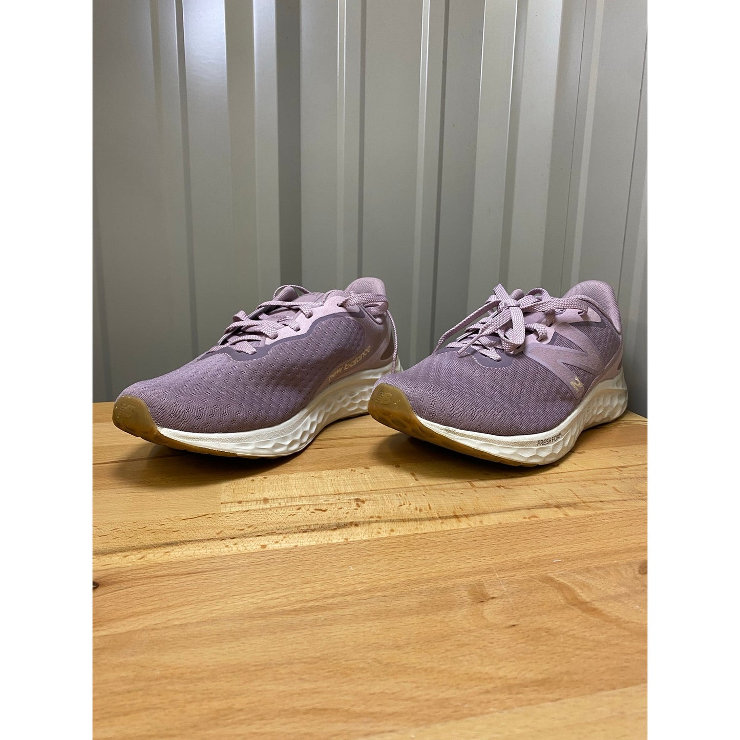 New Balance Fresh Foam Arishi V4 Purple Women's Size 9D (Wide)