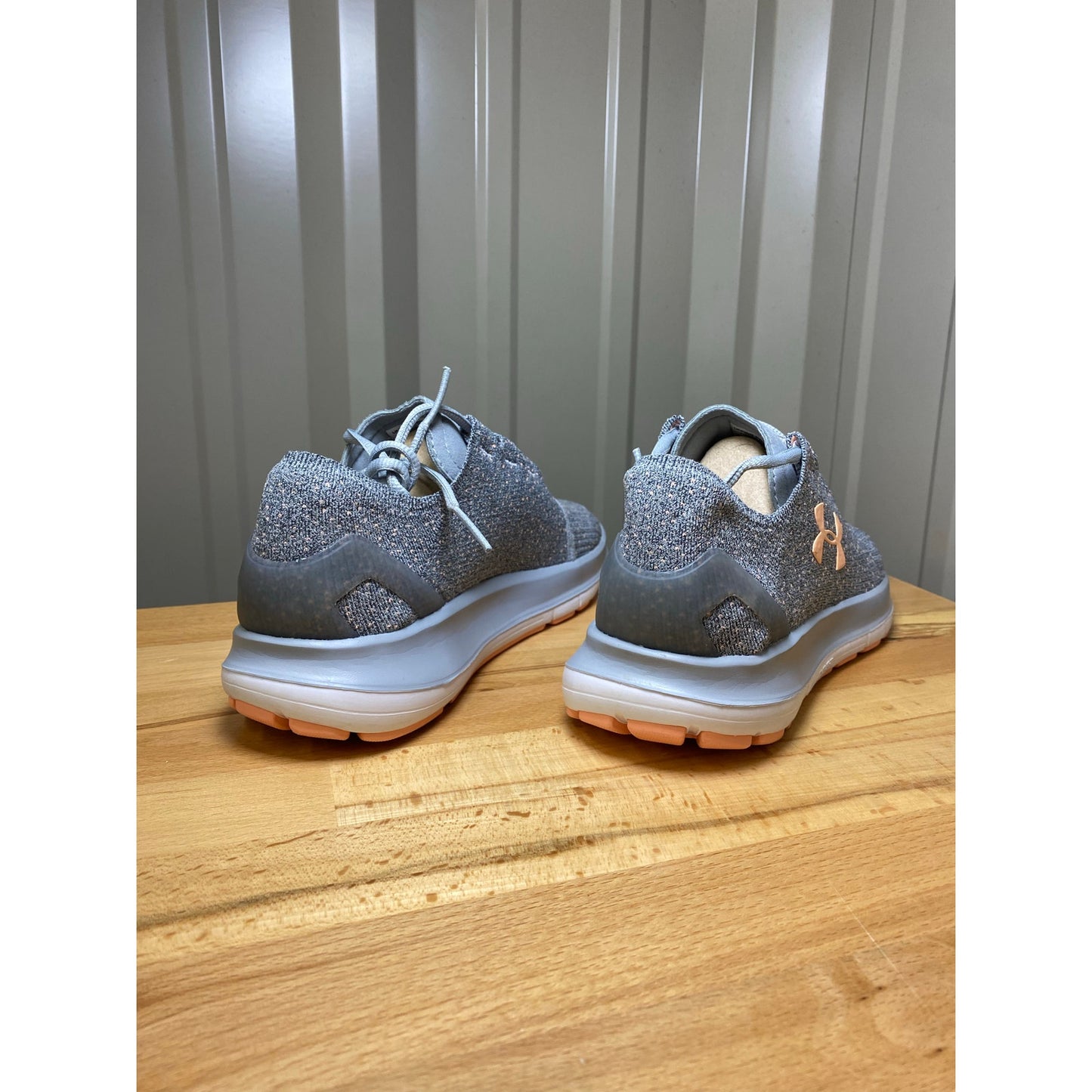 Under Armour Speedform Slingride TRI Women's Size 9.5 OCG/WHT/PYP New!