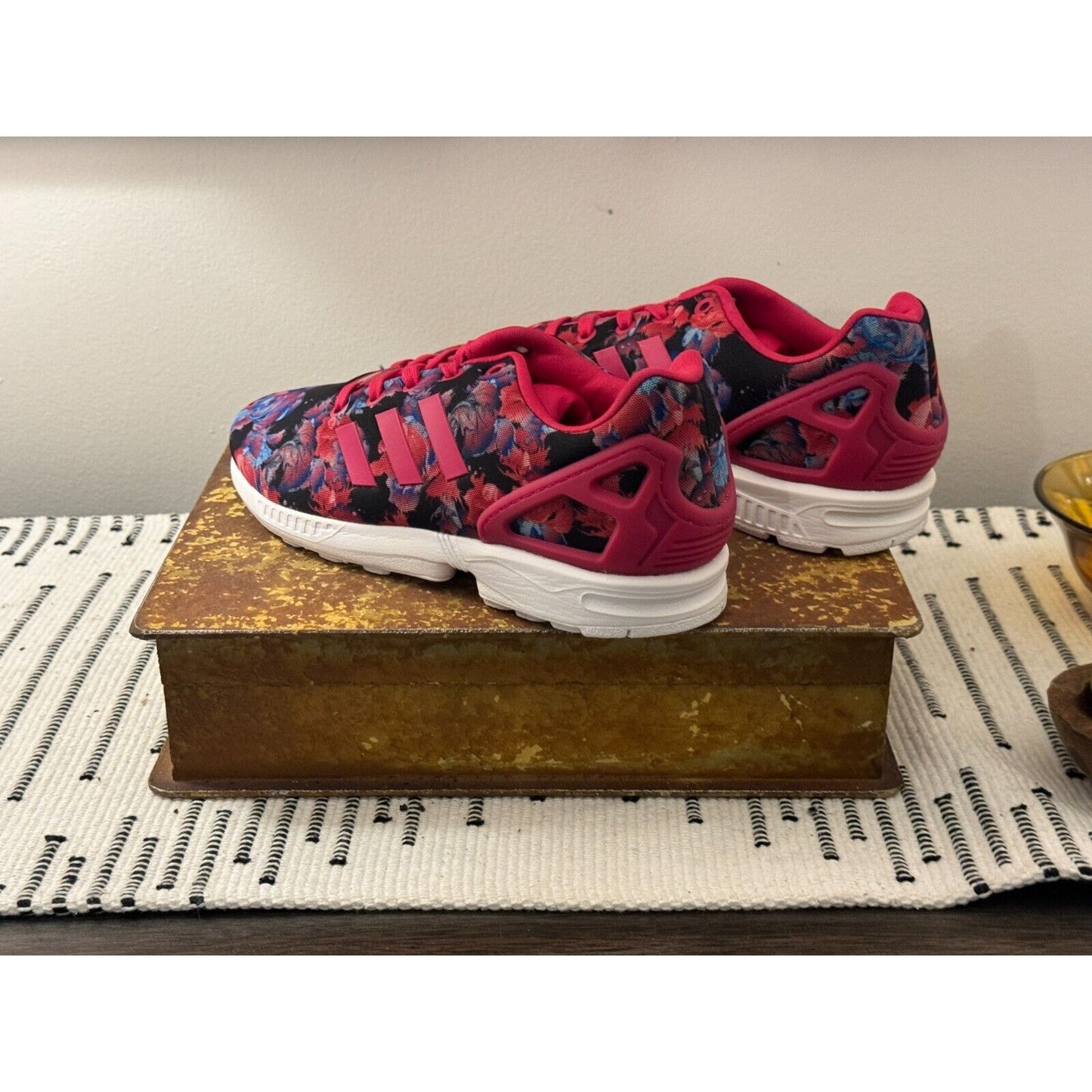Adidas ZX Flux J BB2878 Bold Pink Shoes Size 6 youth New