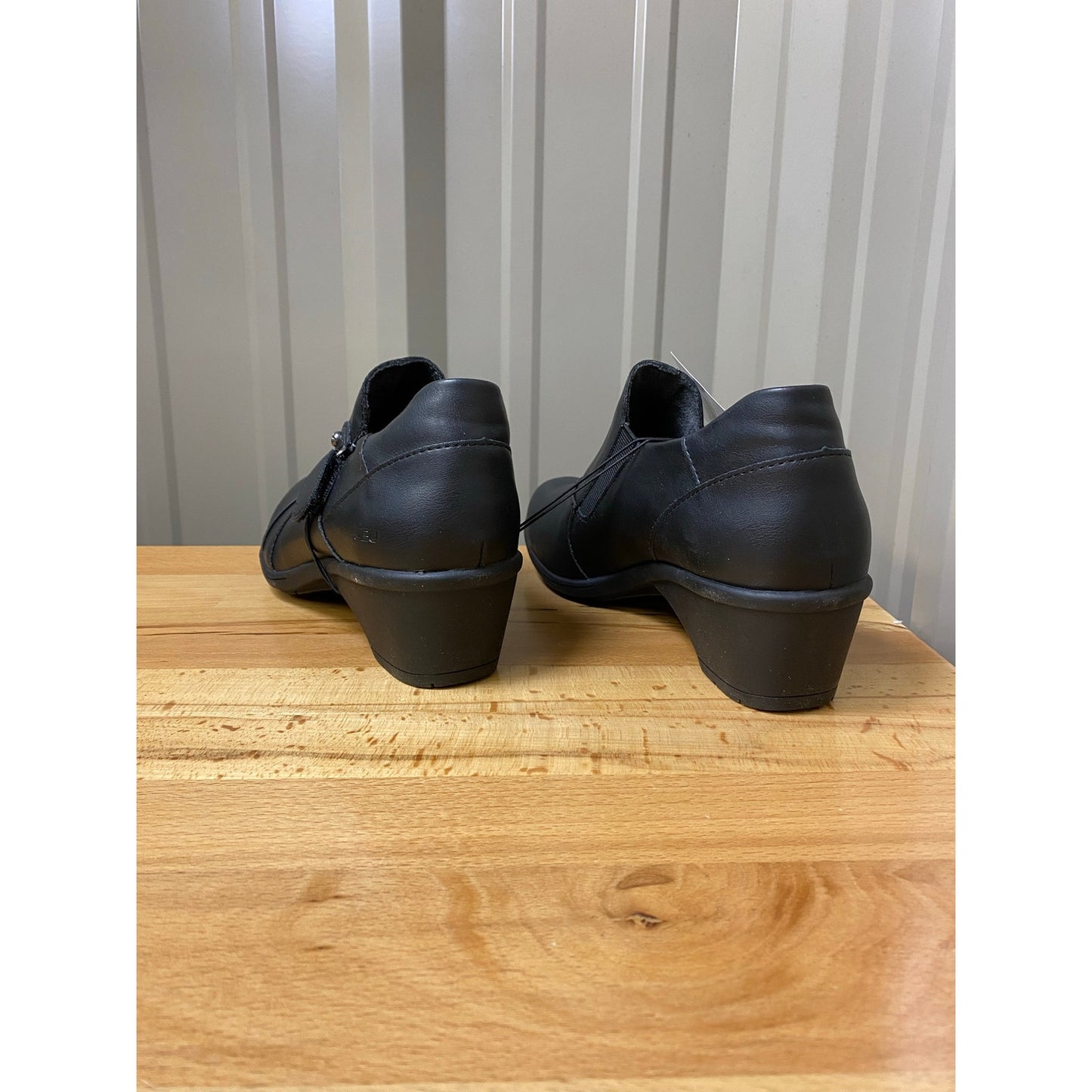 JBU Kyley Black Women's Size 8.5 New!