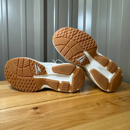 Reebok Chaos Chunky Low Top Cream Tan Gum Sneakers Women's 9 NIB