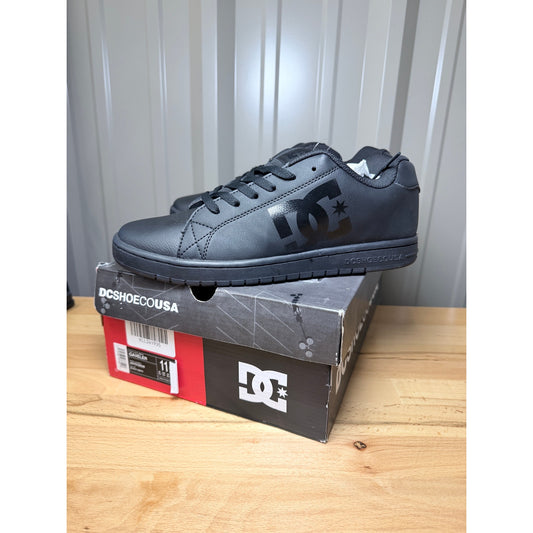 DC Shoes Gaveler Low Top Men’s Triple Black Skate Shoes Size 11.5 New!