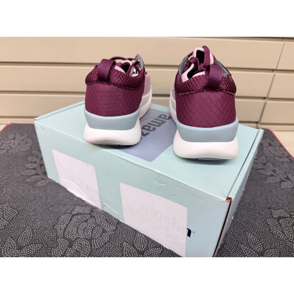 Moshn Rhythm Pale Mauve Brush Women’s Size 7 Wide