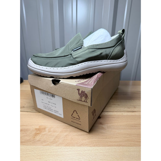 Camel Crown Men’s Army Green Lightweight Nylon Loafers Size 7 New!