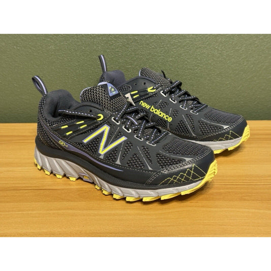 New Balance 610v4 Trail Women’s Sneaker Size 5 1/2 D Grey Green New!