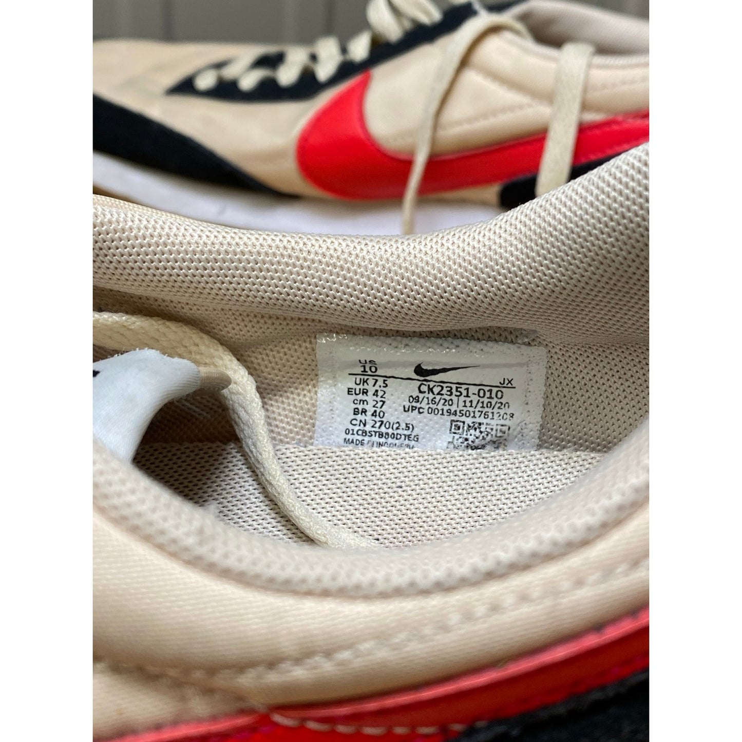 Nike Daybreak Siren Red Women's Size 10
