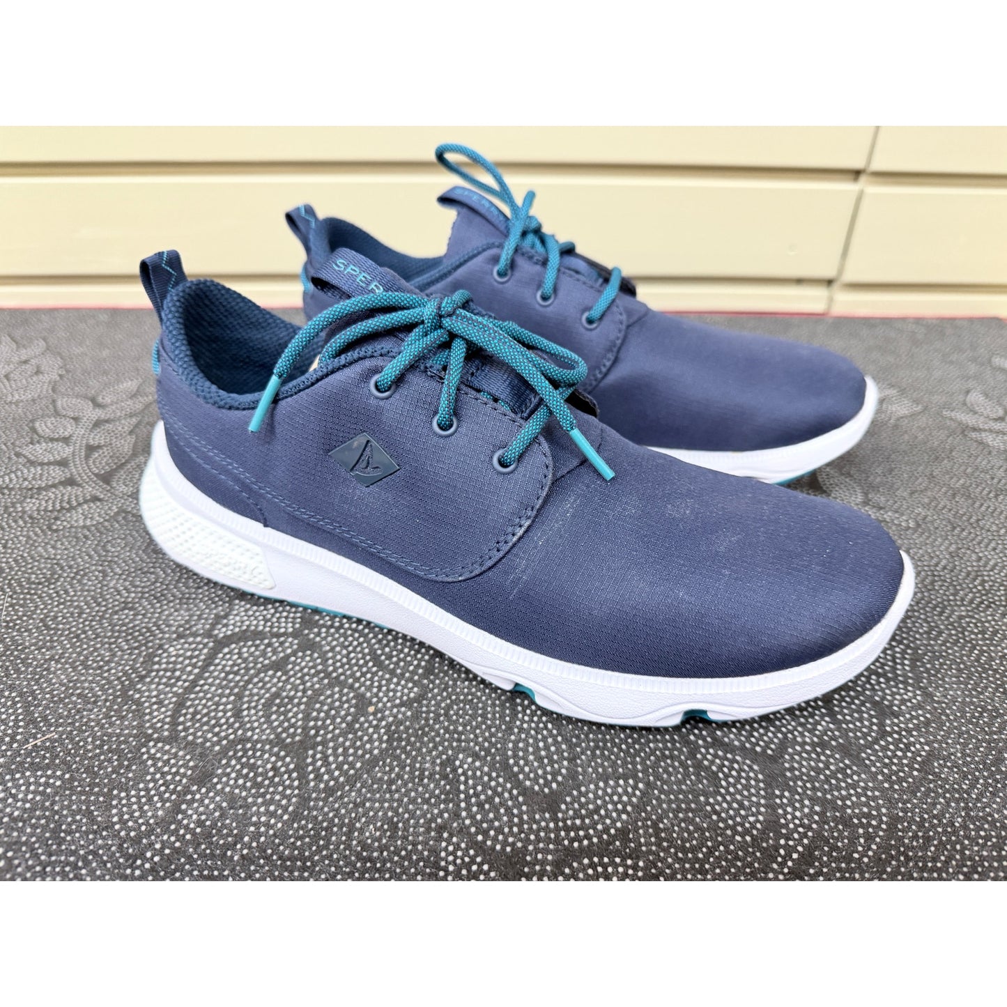 Sperry Maritime Women’s Blue Lace up Sneakers Size 9