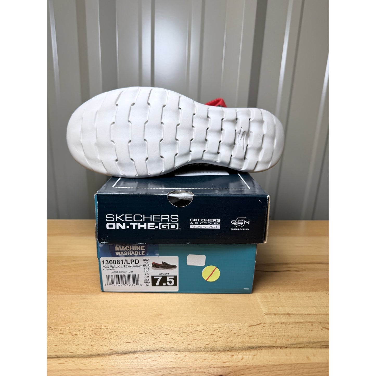 Skechers Go Walk Lite So Purrty Women’s Leopard Boat Shoe Size 7.5 New!!